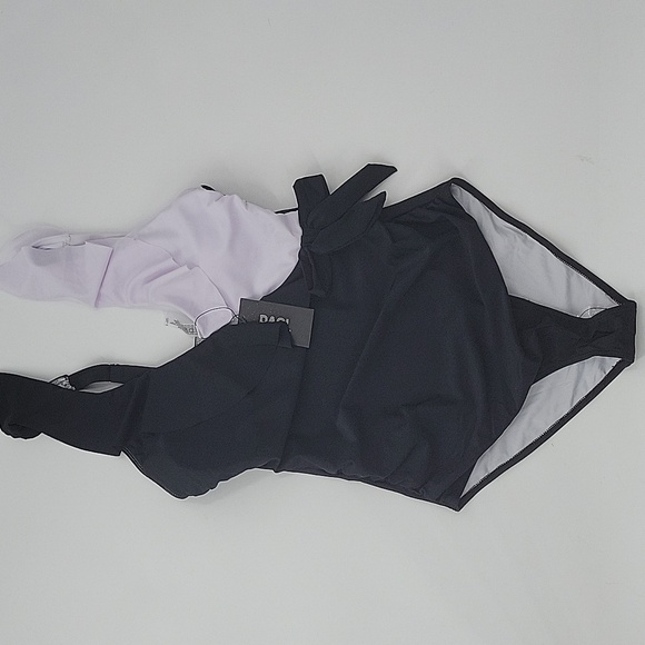 Black and White Ruffled One-Piece Swimsuit With Tummy Control NWT - Picture 6 of 16